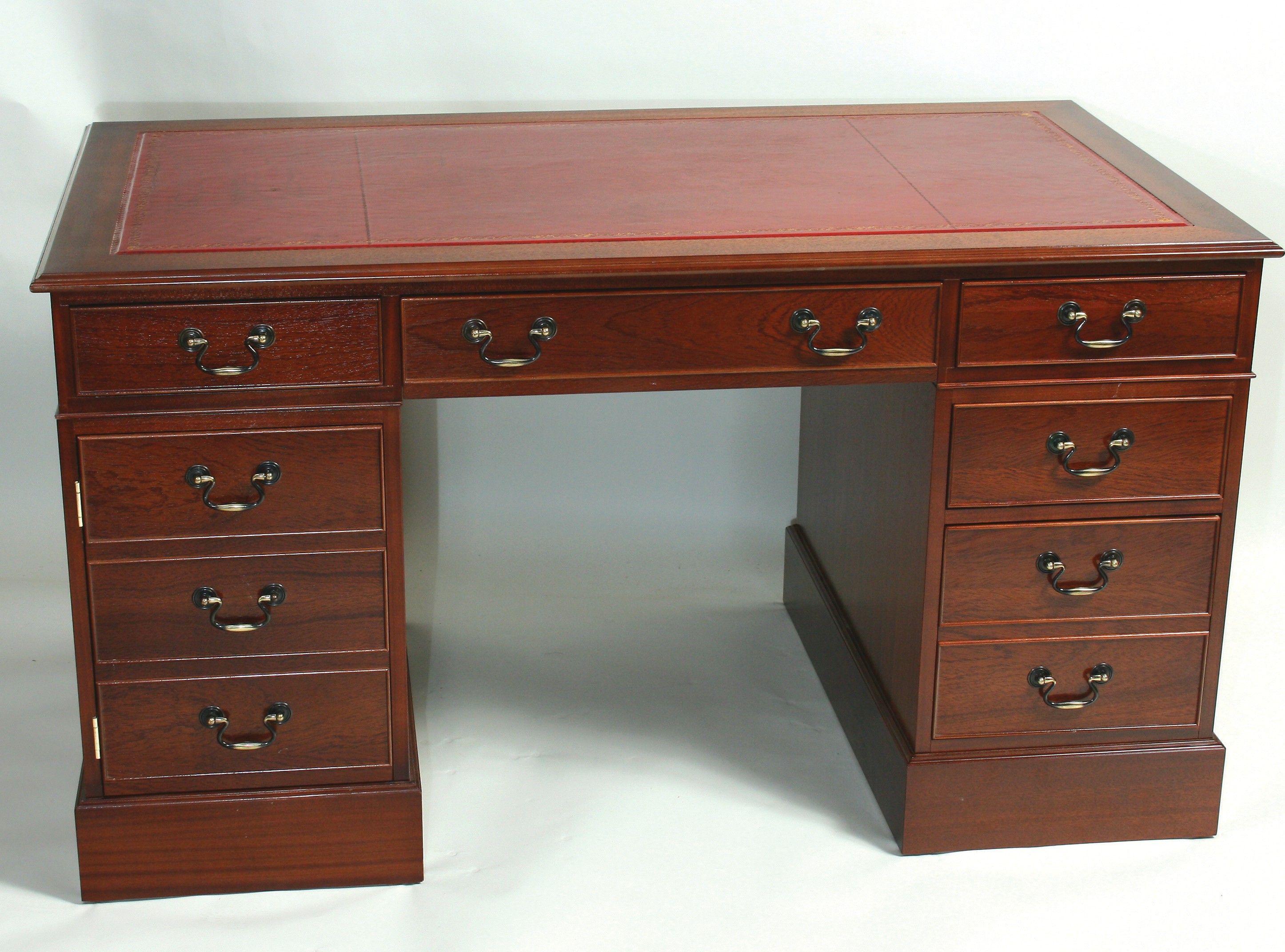 4'6” Computer Workstation